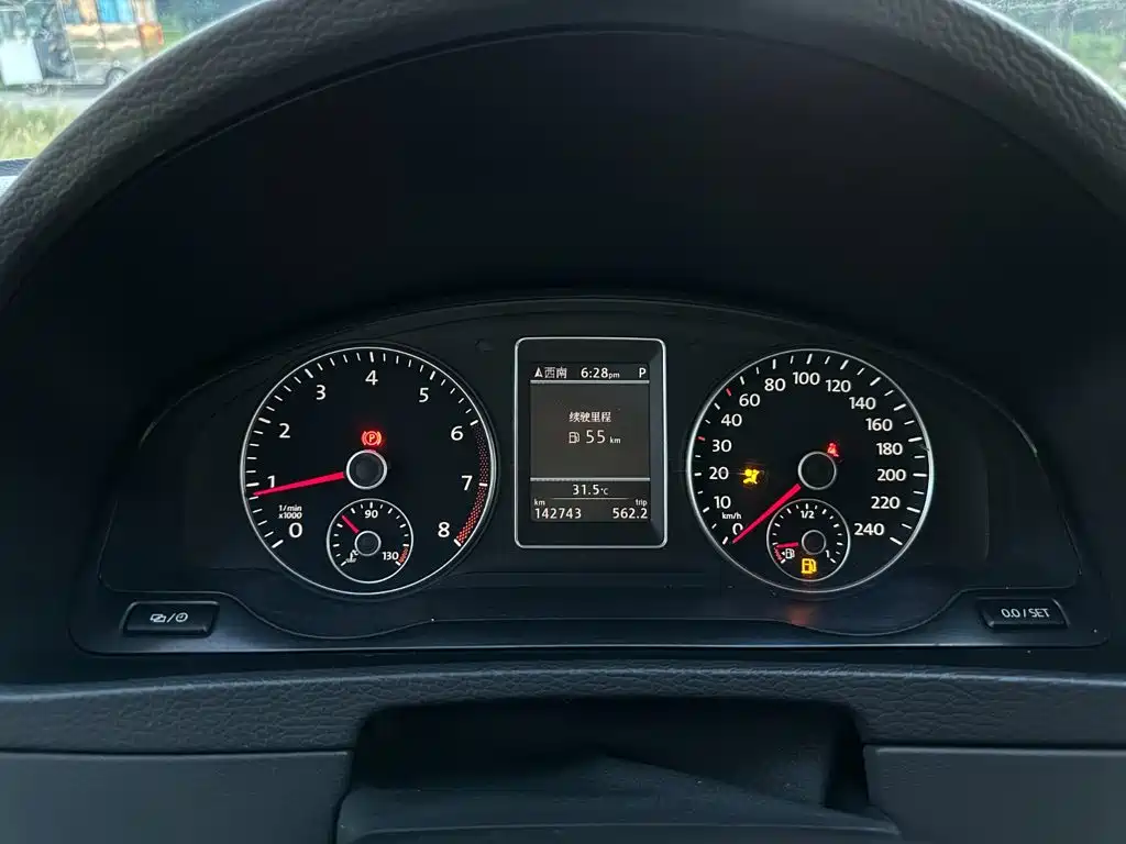 Volkswagen Multivan — миниатюра 11