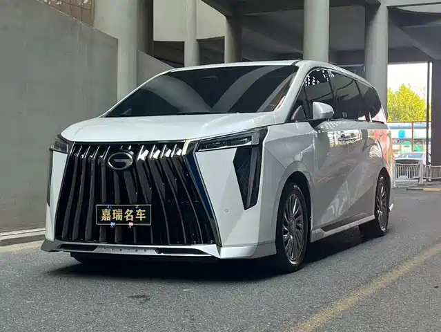 GAC Trumpchi M8