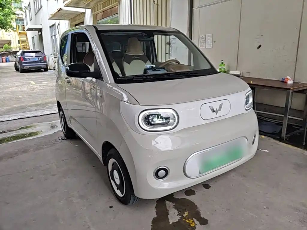 Wuling MINIEV — миниатюра 4
