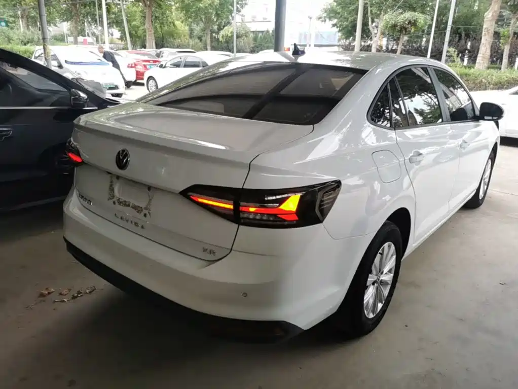 Volkswagen Lavida — миниатюра 7