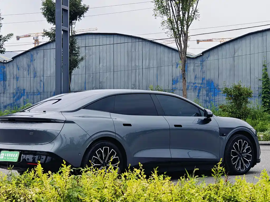 ZEEKR EXTREME KRYPTON 007