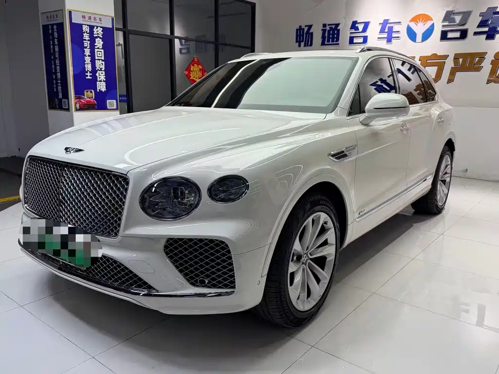 Bentley Bentayga PHEV 3.0T PHEV, фото 3