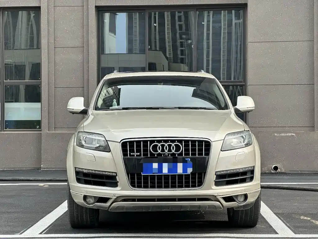 Audi Q7 — миниатюра 2