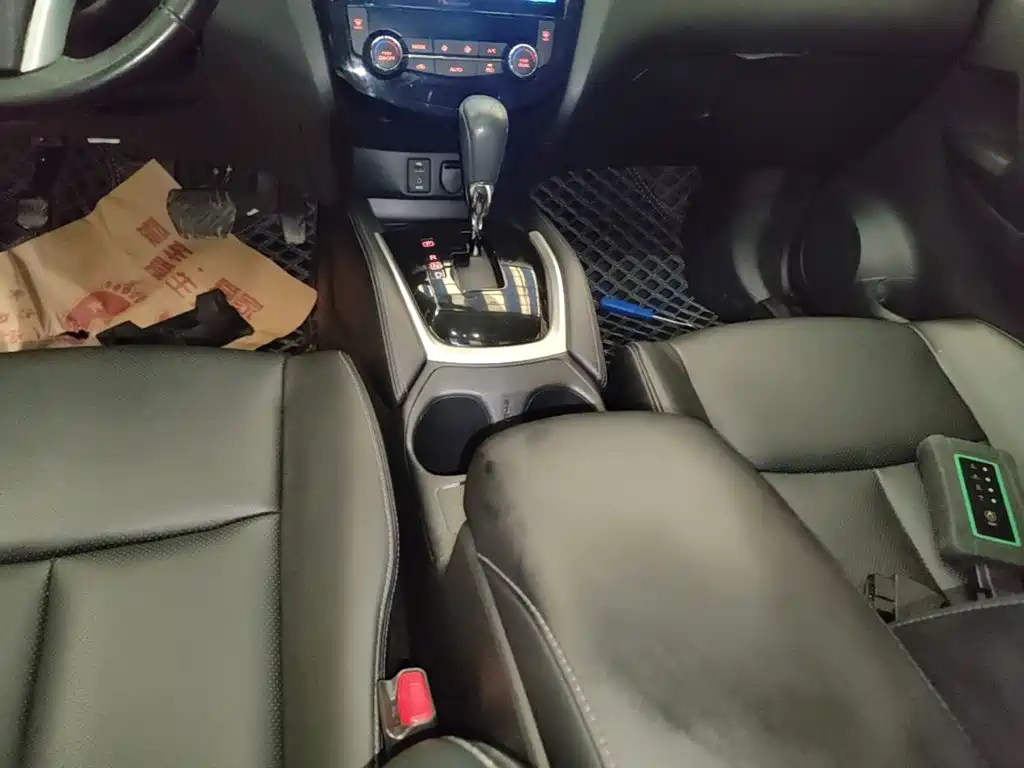 Nissan X-Trail — миниатюра 14