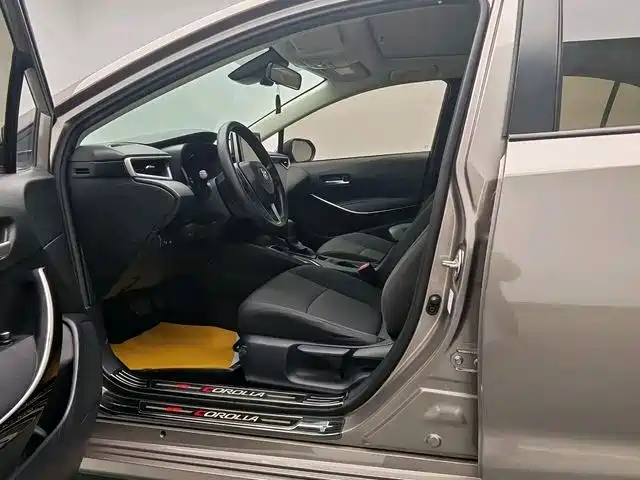 Toyota Corolla 2021 1.8L E-CVT Elite