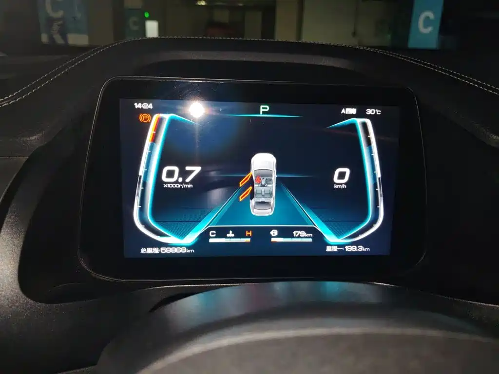 BYD Qin Pro — миниатюра 7