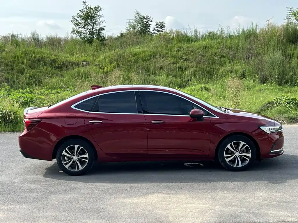 Buick Verano — миниатюра 6