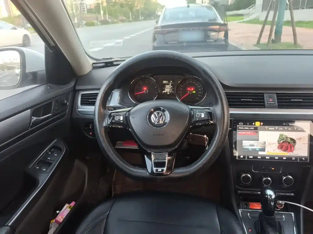 Volkswagen Bora — миниатюра 3