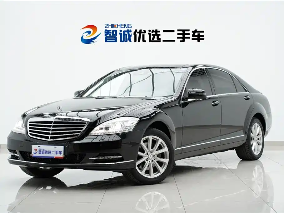 Mercedes-Benz S-Class 2012