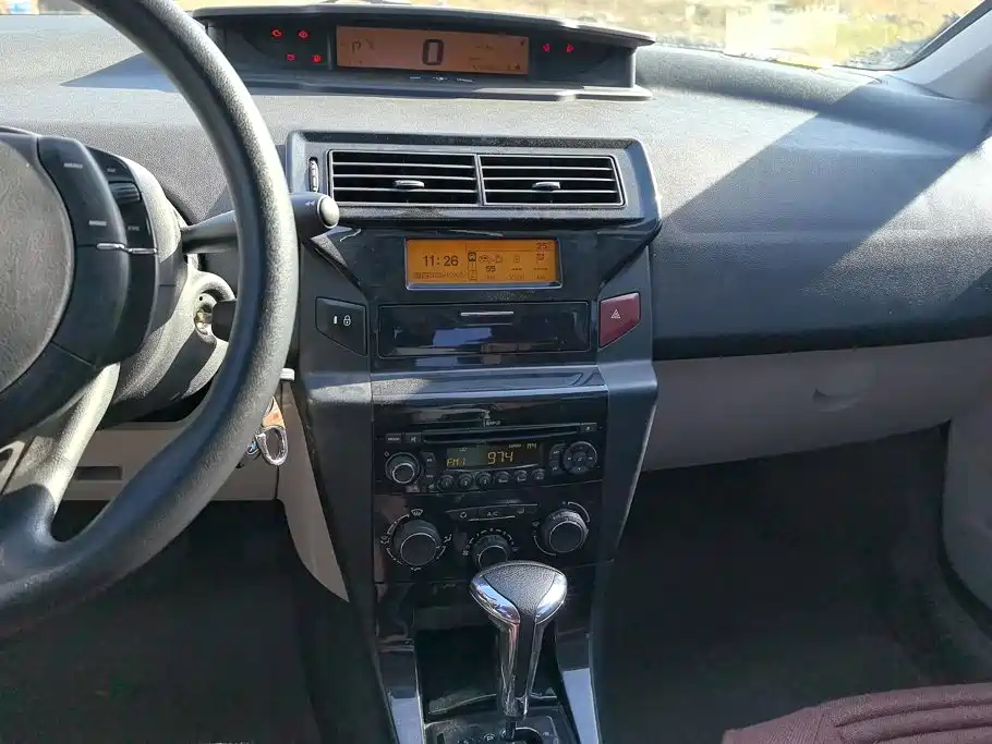 Citroen C-Quatre — миниатюра 13