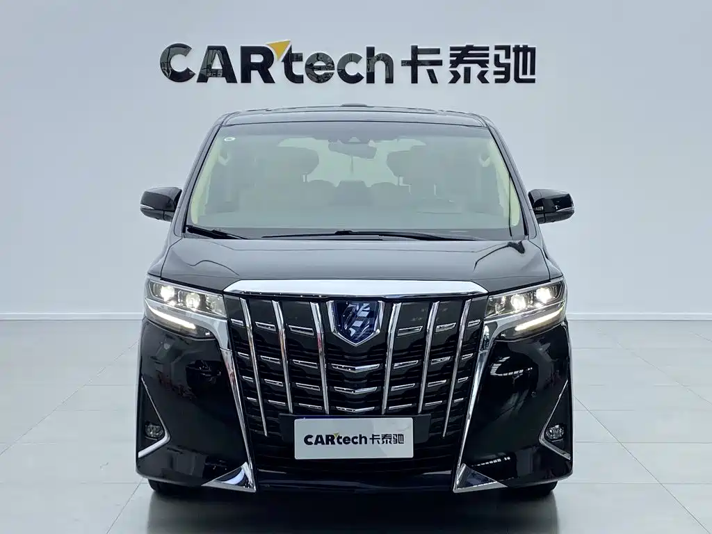 Toyota Alphard — миниатюра 2