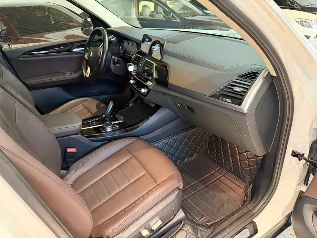 BMW X3 — миниатюра 5
