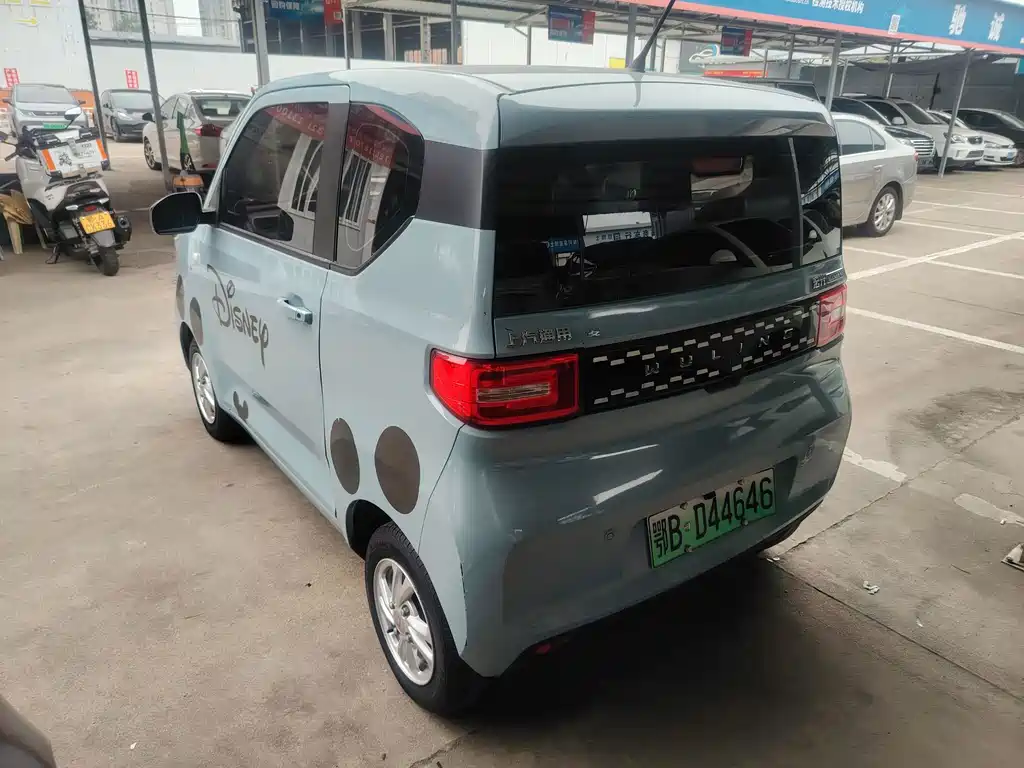 Wuling MINIEV — миниатюра 13