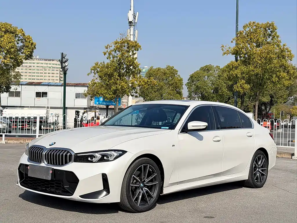 BMW 3 Series 2024