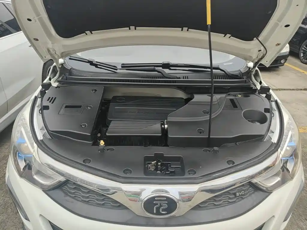 BYD Yuan — миниатюра 20