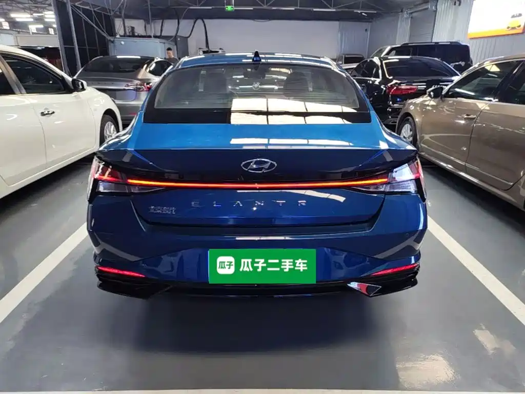 Hyundai Elantra — миниатюра 6