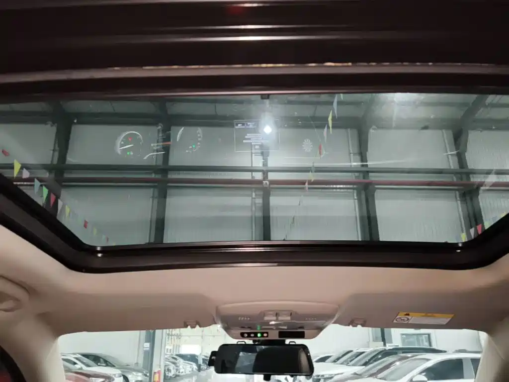 Buick Envision Plus — миниатюра 18