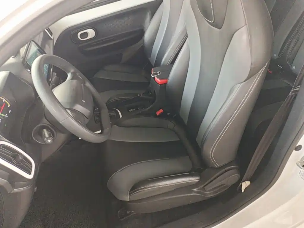 Roewe Clever — миниатюра 15