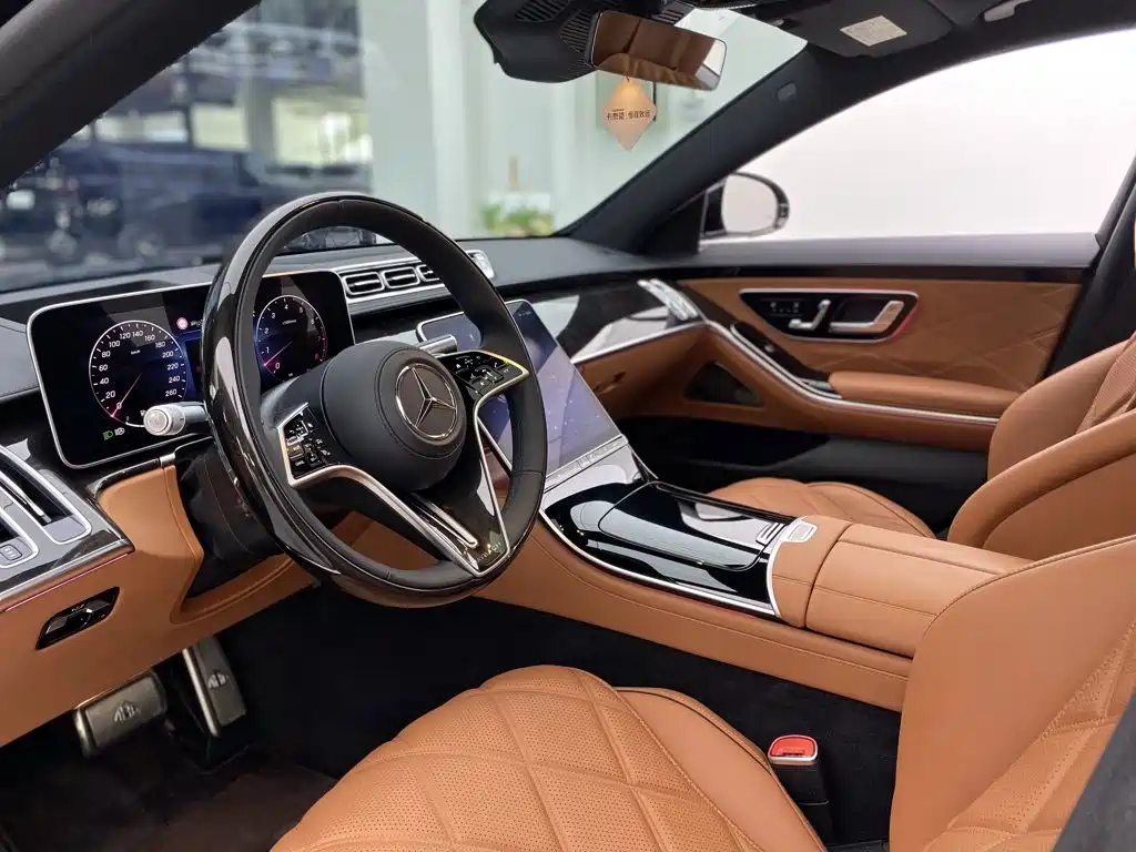 Mercedes-Benz S-Class — миниатюра 26