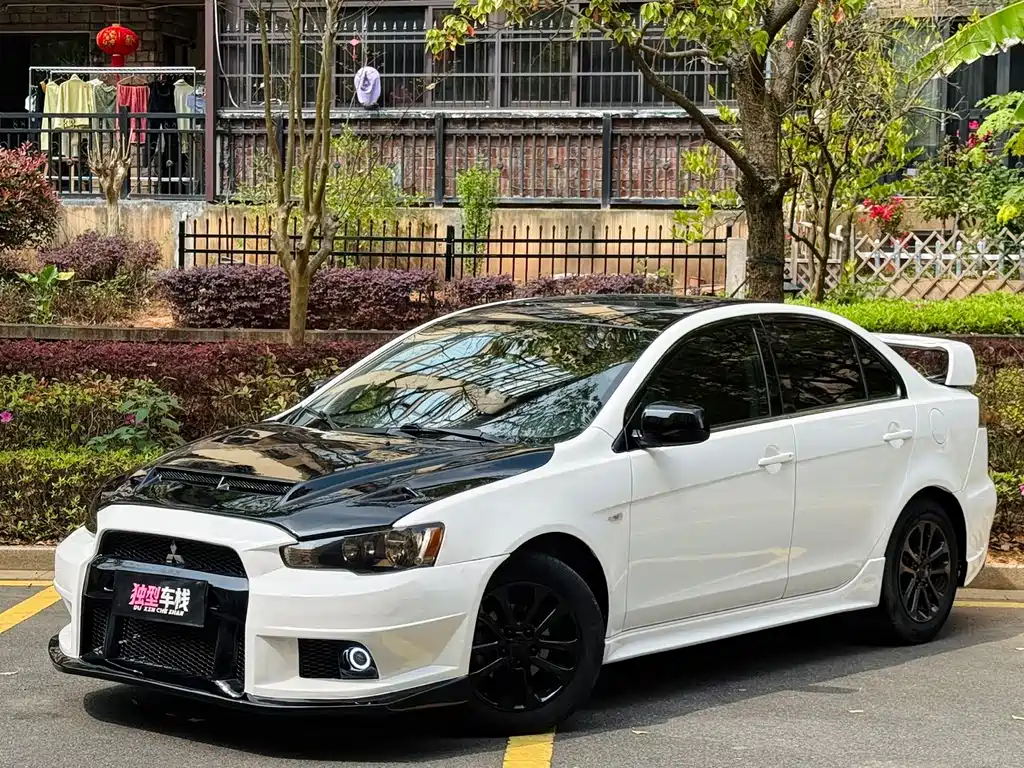 Mitsubishi Lancer EX