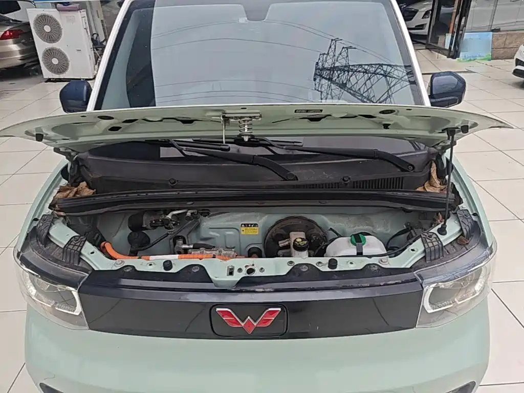 Wuling MINIEV — миниатюра 20
