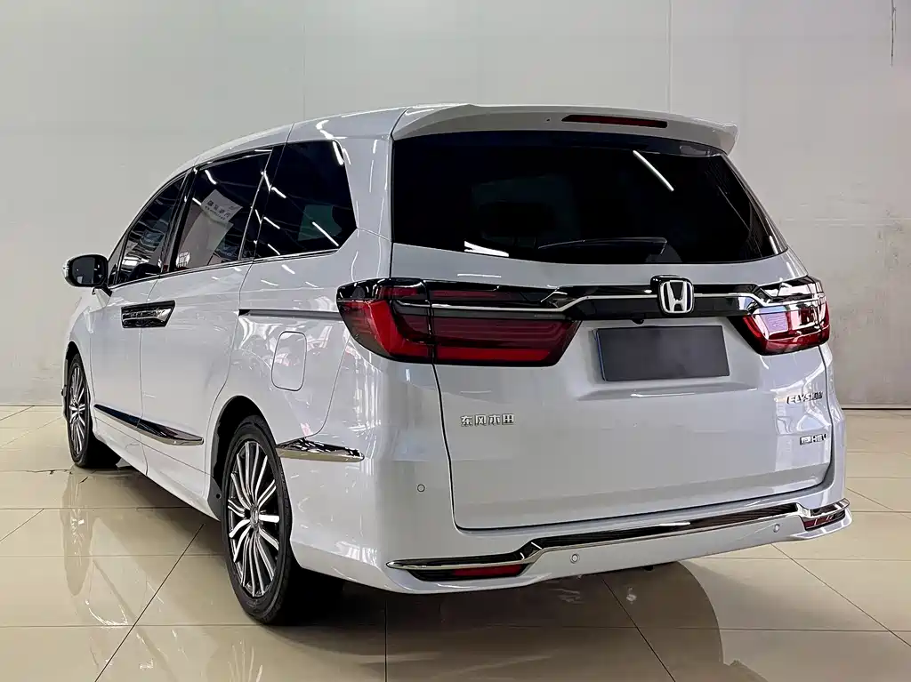 Honda Elysion — миниатюра 8