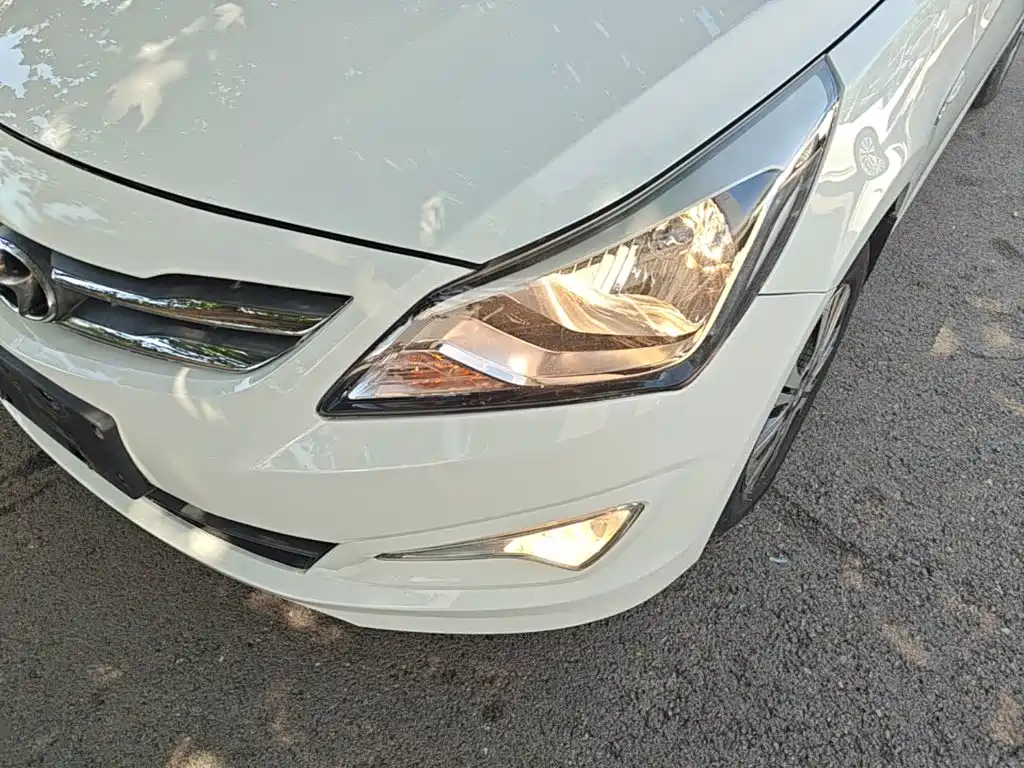 Hyundai Verna — миниатюра 24