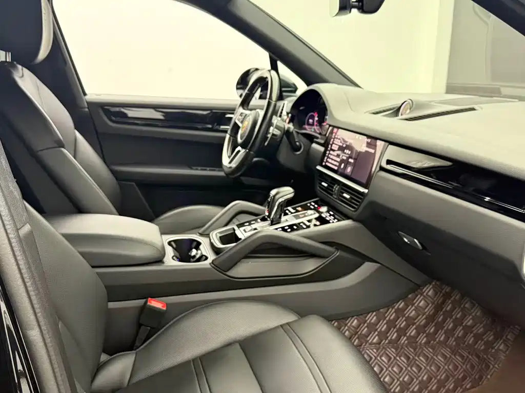 Porsche Cayenne 2019 Cayenne 3.0T