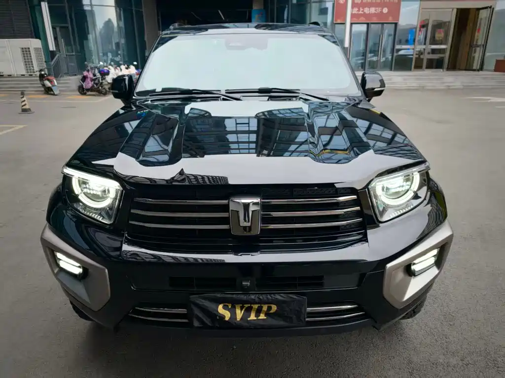 TANK TANK 700 NEW ENERGY