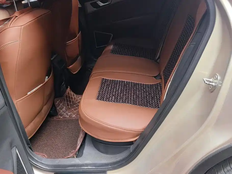 Geely Emgrand GS — миниатюра 11