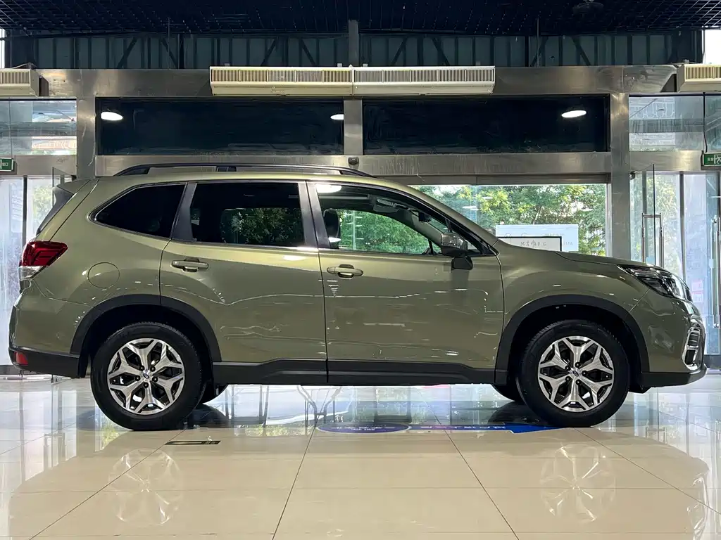 Subaru Forester 2019 2.0i Luxury EyeSight