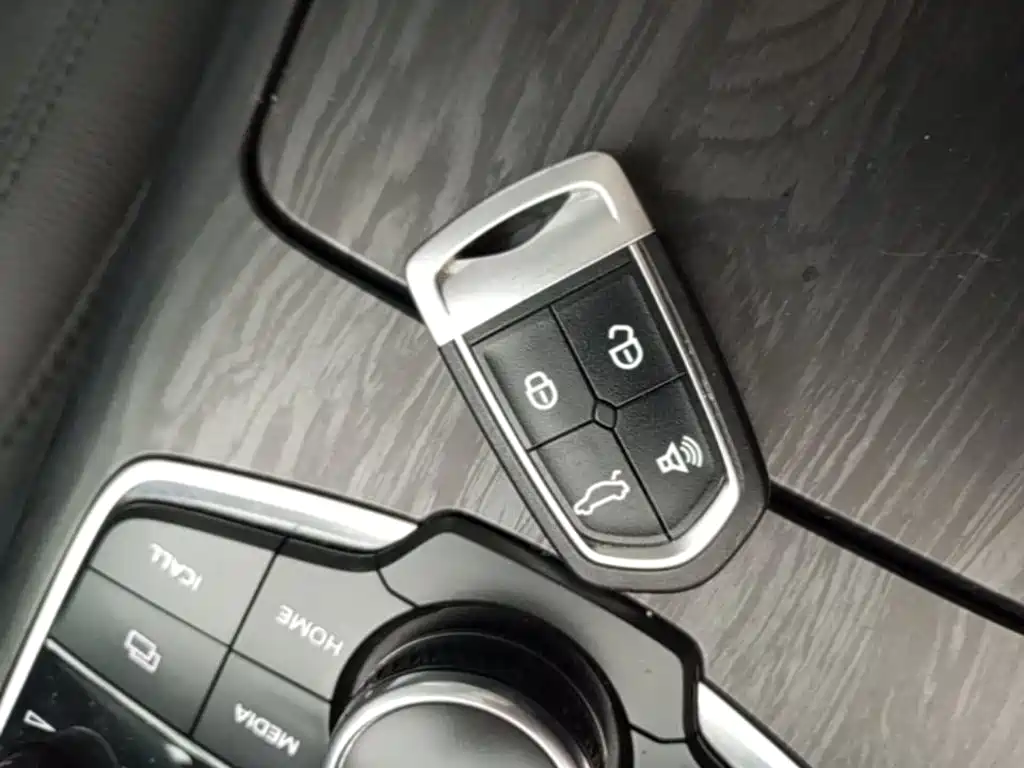 Borgward BX7 — миниатюра 9