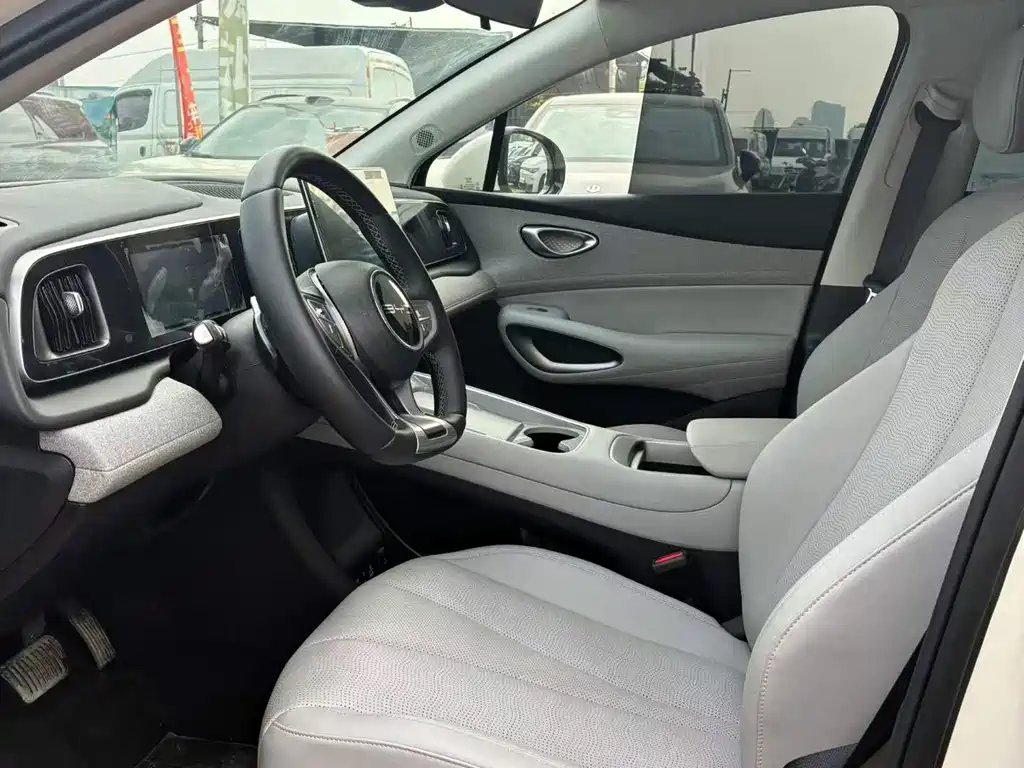 BYD Sealion 05 EV — миниатюра 4