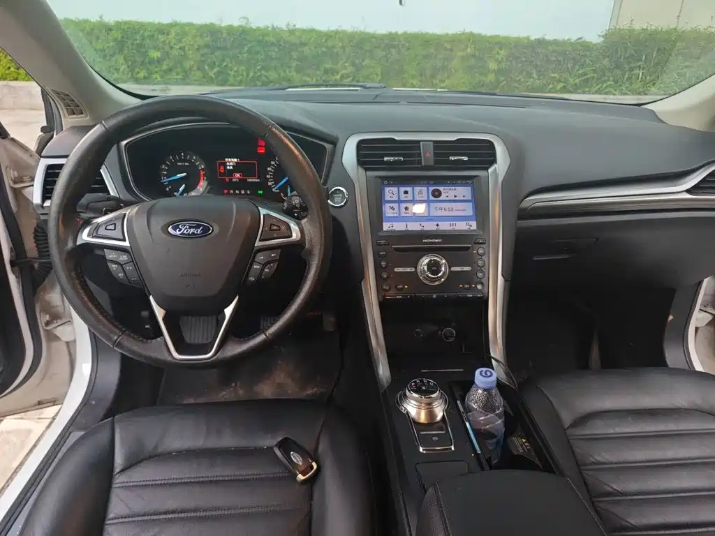 Ford Mondeo — миниатюра 13