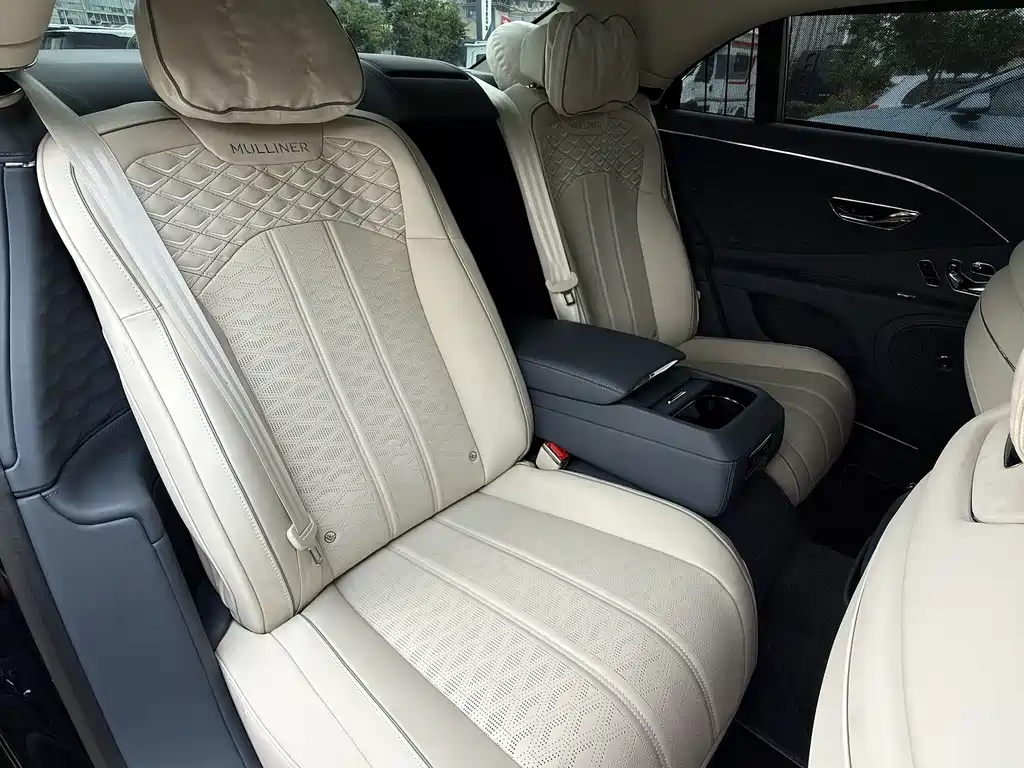 Bentley Flying Spur 2024 4.0T V8 Mulliner