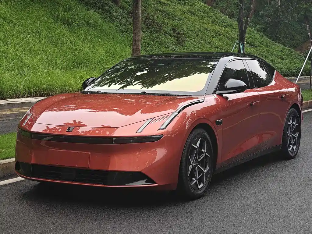 Lynk & Co Z10
