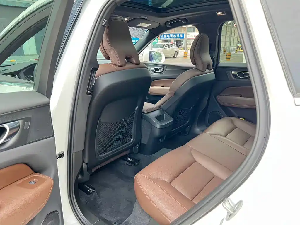 Volvo XC60 2021 T5 Luxury
