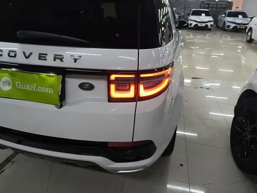 Land Rover Discovery Sport — миниатюра 8