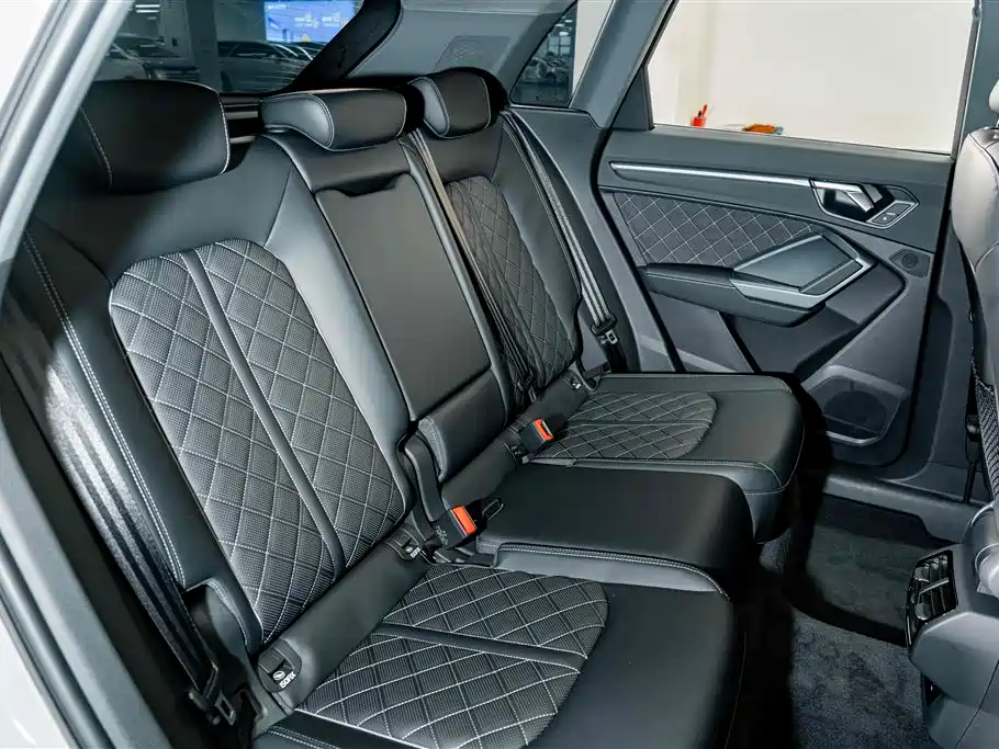 Audi Q3 — миниатюра 22
