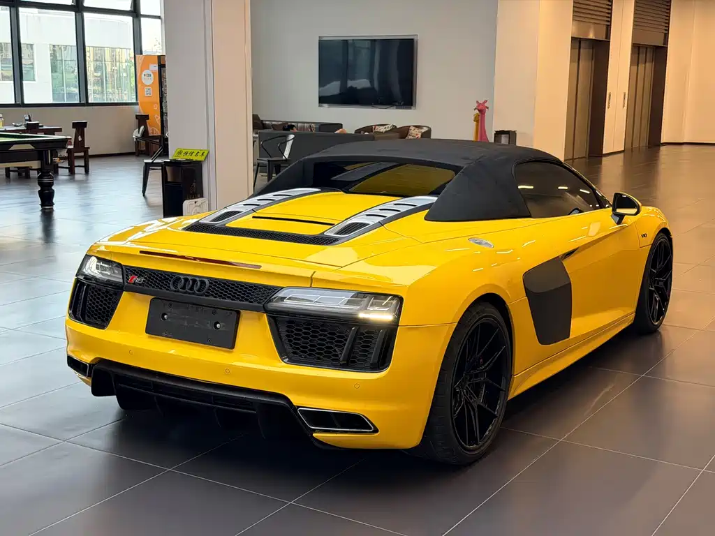 Audi R8 — миниатюра 6