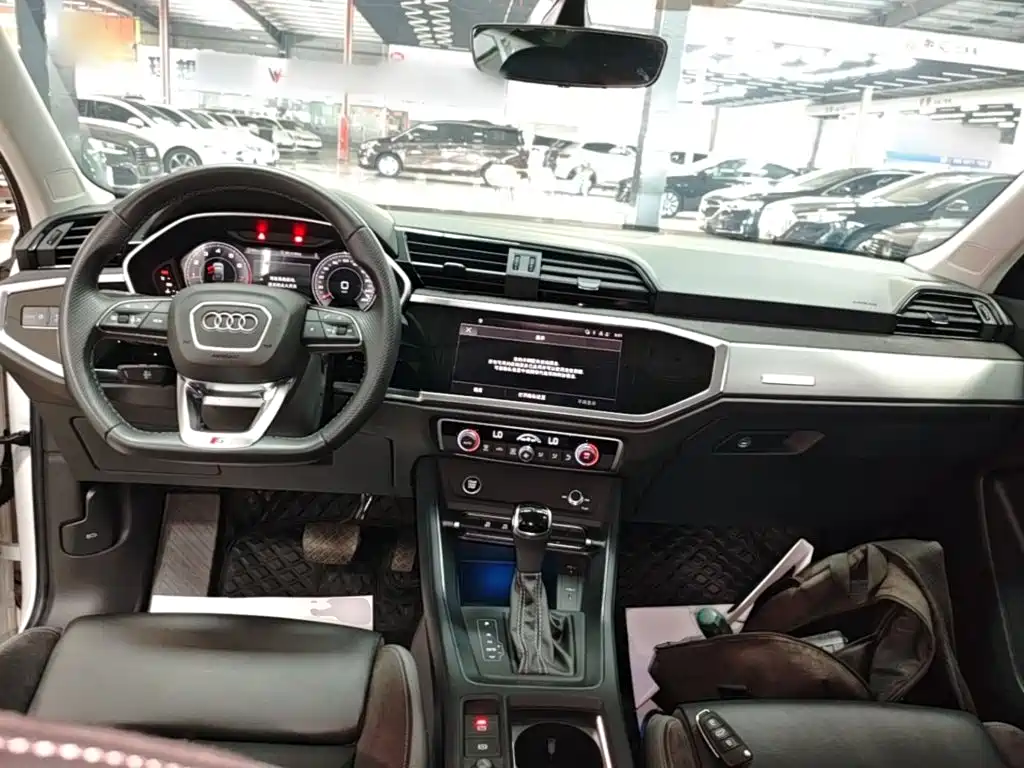Audi Q3 Sportback — миниатюра 10