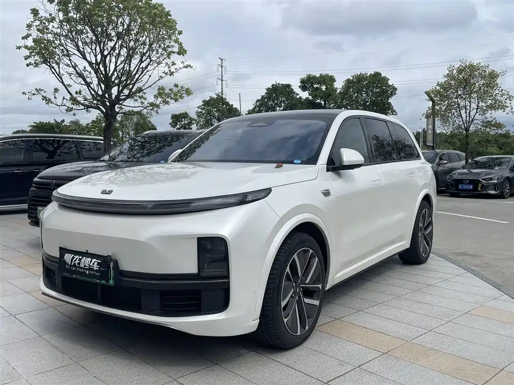Li Auto Li L9 2024