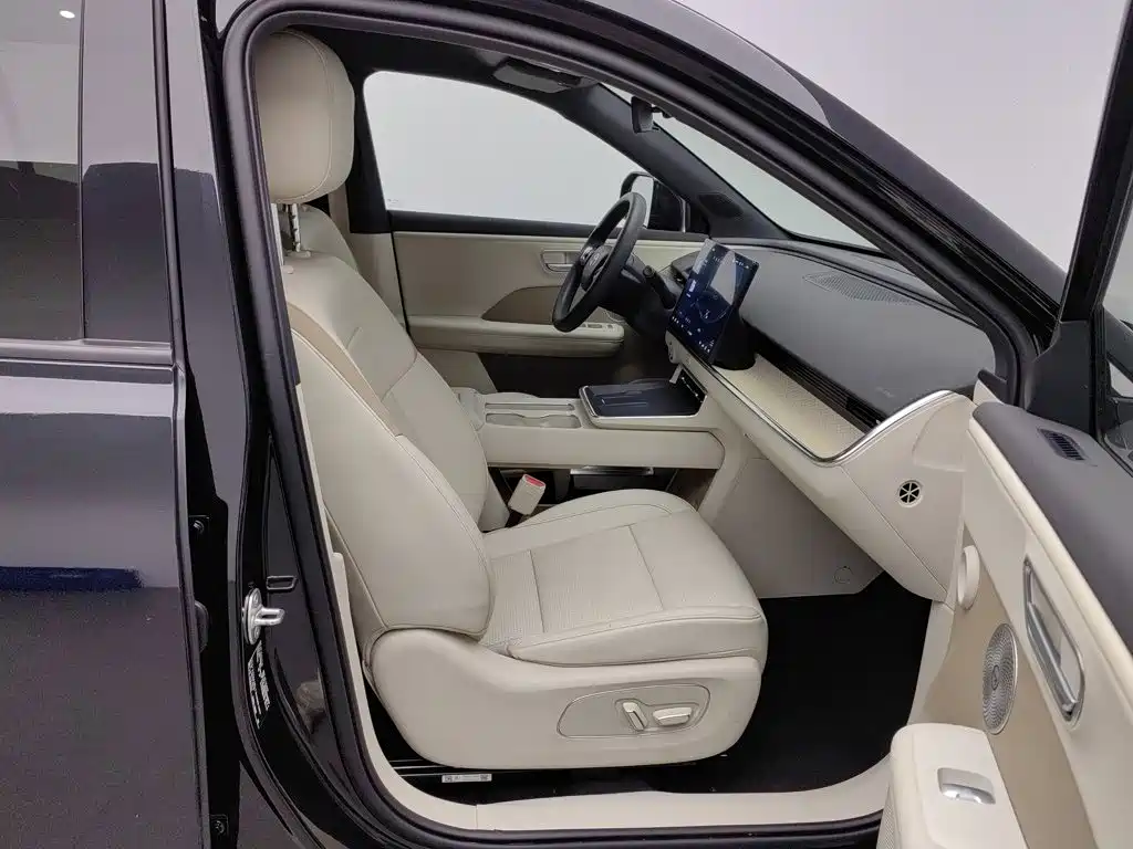 Toyota bZ3X — миниатюра 23