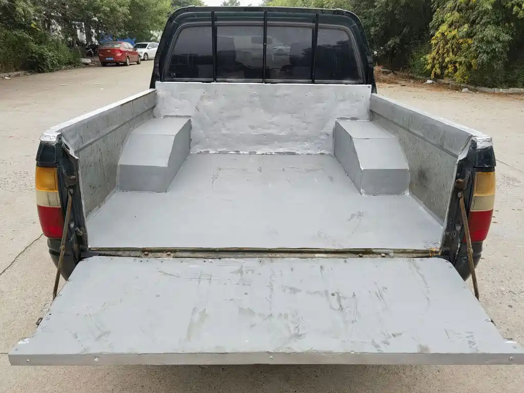 Isuzu Pickup — миниатюра 10