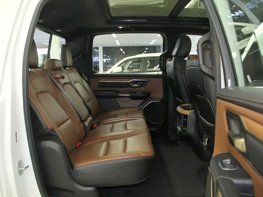 RAM Ram Trucks — миниатюра 8