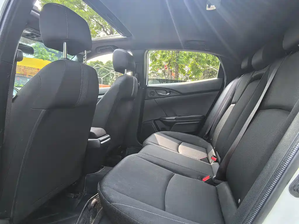 Honda Civic — миниатюра 9