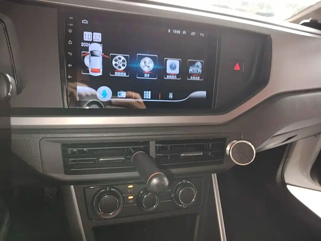 Volkswagen Polo — миниатюра 13