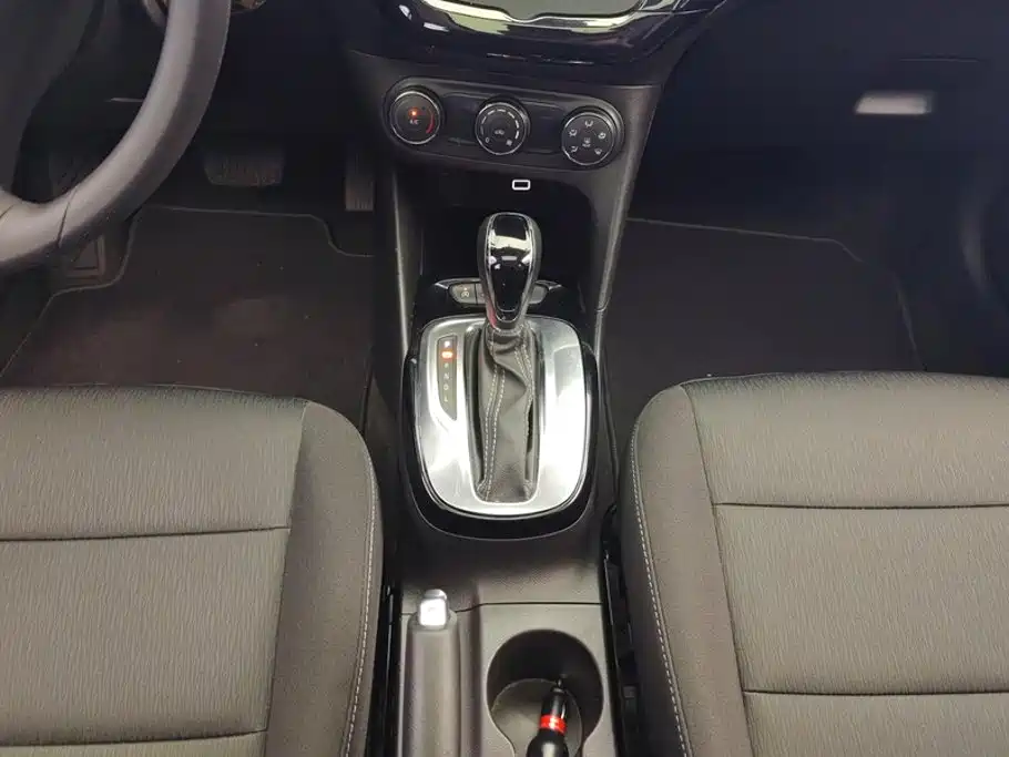 Buick Excelle — миниатюра 16