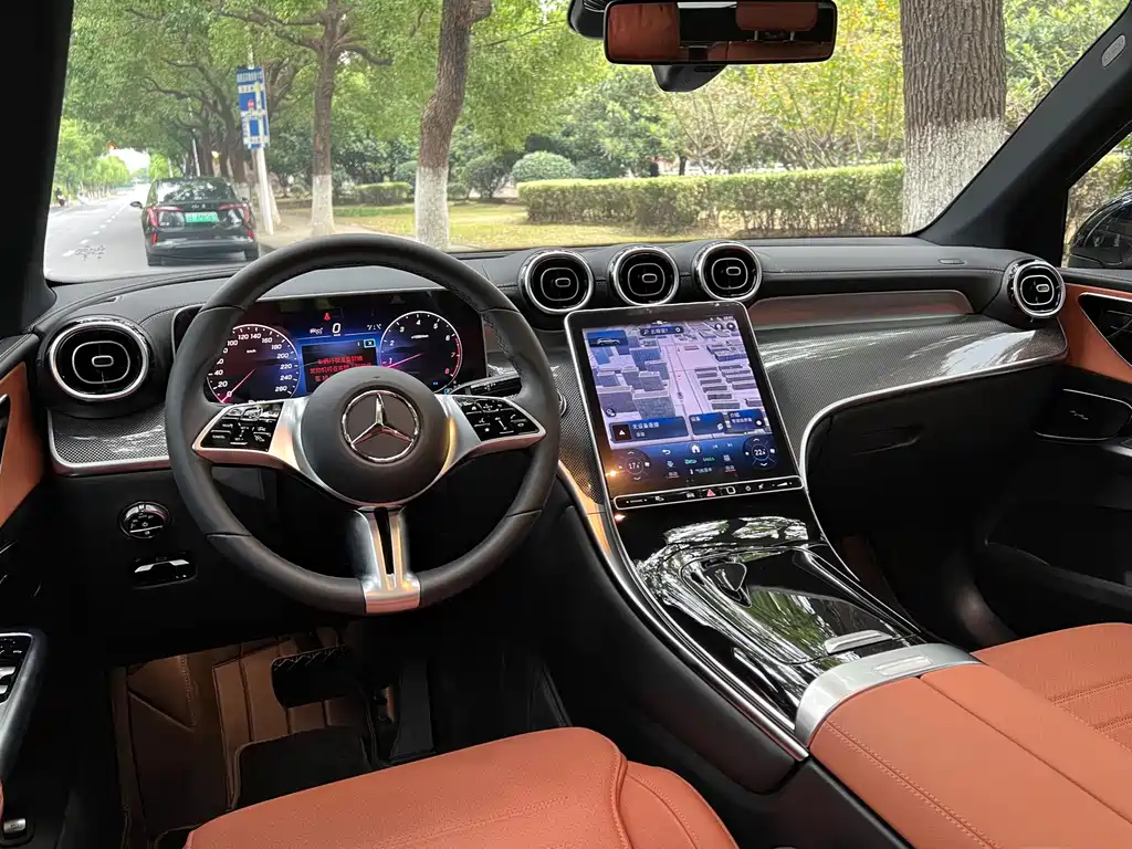 Mercedes-Benz GLC — миниатюра 15