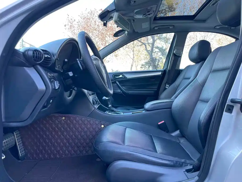 Mercedes-Benz C-Class C 2006 C 230 Fashion